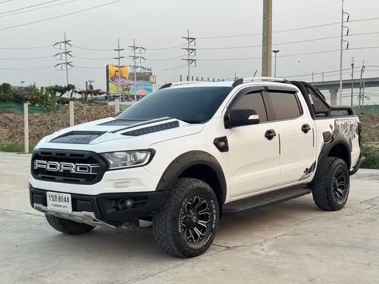 รถ Ford Ranger 2.2 XLT สี ขาว