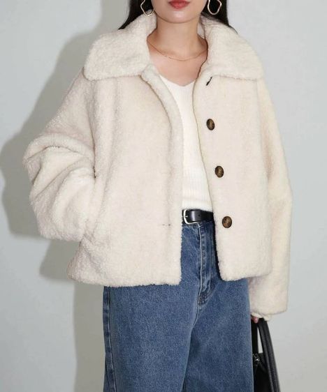 Zara Teddy แท้ 💯💯 ✨ แจ็คเก็ตขนนุ่ม ทรง Teddy  ทรงคล้ายๆนางแบบใส่ ตัวสั้น ด้านในบุขน ✨น่ารักมากกกก ใส่ใส่อุ่น อากาศติดลบต้นๆได้เลยค่ะ ผ้าหนานุ่มฟูๆ ใครชอบลุคชิคๆ หวานๆ น่ารักๆ ต้องจัดค่ะ 
 รูปที่ 3