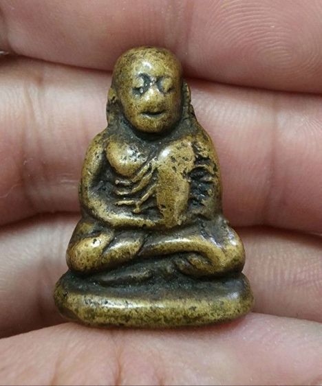 หลวงพ่อเงินวัดบางคลาน พิมพ์ขี้ตาสวยงามเก่ามากครับ รูปที่ 6