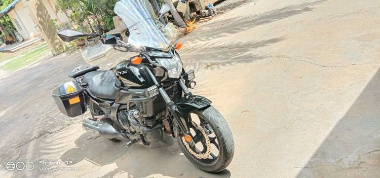 Honda ctx 700 เกียร์ธรรมดา ไมล์ 38,000  ราคา 93,000 ของแต่งครบ รถปี 14 พร้อมกระเป๋าข้างกล่องหลัง ครับ. 092-4936836  รถอยู่กาญจนบุรี รูปที่ 6