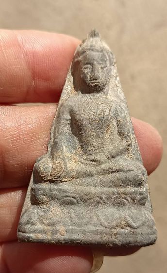 พระ​เชตุพน​พิมพ์​ใหญ่​นิยม​ บัว2ชั้น​ กรุพนมเพ​ลิง​ สุโขทัย​ รูปที่ 5