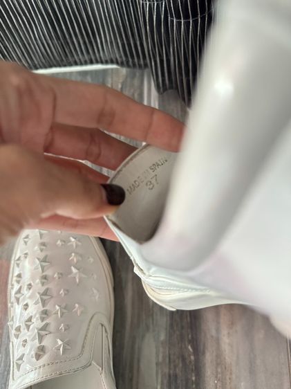 Jimmy Choo Slip-on - รองเท้าแบรนด์เนมมือสอง รูปที่ 5