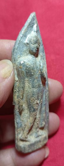 พระลีลา​ถ้ำหีบ​ เนื้อ​ชิน​เงิน​ กรุ​วัด​ถ้ำหีบ​ สุโขทัย​ รูปที่ 2