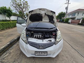 Honda Jazz GE 2013 — รถบ้าน ใช้งานดีพร้อมใช้งาน ไมล์ 3xx,xxx กม. ไม่เคยจมน้ำ ดูแลดีตลอด