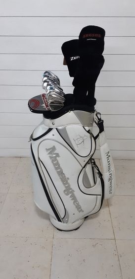 ชุดไม้กอล์ฟครบชุดพร้อมกระเป๋า