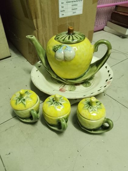 ชุดกาน้ำชาเซรามิก