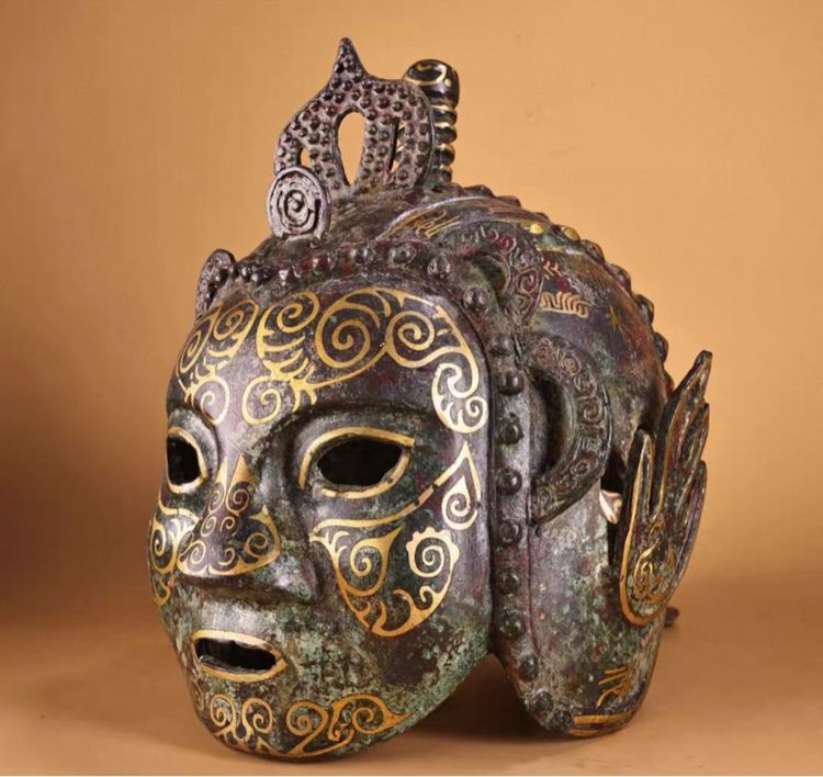 ✨รูปปั้นนายพลสวมหมวกเกราะทำจากทองสัมฤทธิ์ รูปที่ 4