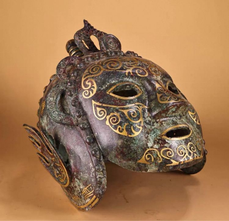 ✨รูปปั้นนายพลสวมหมวกเกราะทำจากทองสัมฤทธิ์