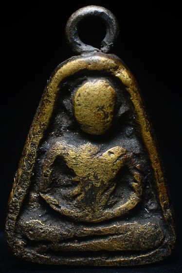 หลวงพ่อเงิน วัดบางคลาน จอบเล็ก หูเชื่อม ผิวเก่าครับ