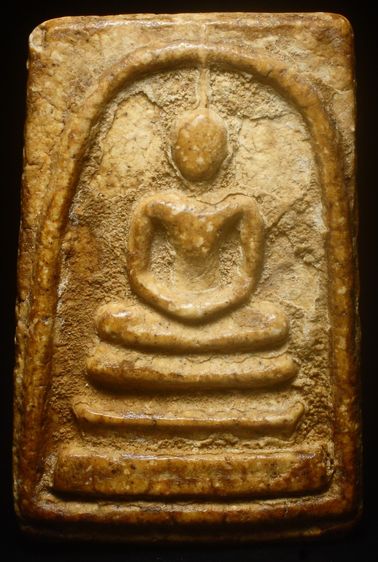 พระสมเด็จ พิมพ์ใหญ่ คราบเก่าๆ สภาพสวย ตามรูป แบ่งบูชา 800ครับ