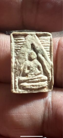 พระผง ปากน้ำ รุ่น 1 (หลักลอกแลคเกอร์)