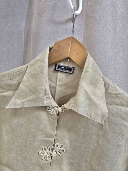 เสื้อเชิ้ต ผ้าลินิน สีกากี ปักอักษรจีน🧧🎋 ตรุษจีน รูปที่ 4