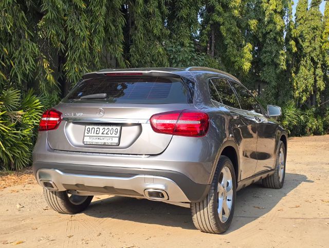 Mercedes-Benz GLA-Class 2019 GLA200 Utility-car เบนซิน ไม่ติดแก๊ส เกียร์อัตโนมัติ เทา รูปที่ 3