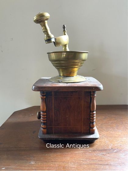 เครื่องบดกาแฟ ตัวใหญ่ เก่าโบราณสะสม รูปที่ 8