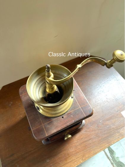 เครื่องบดกาแฟ ตัวใหญ่ เก่าโบราณสะสม รูปที่ 3