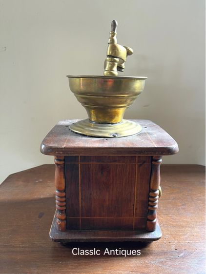 เครื่องบดกาแฟ ตัวใหญ่ เก่าโบราณสะสม รูปที่ 6