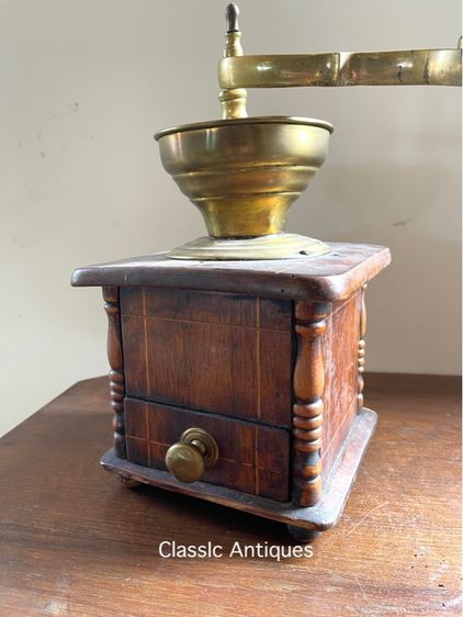 เครื่องบดกาแฟ ตัวใหญ่ เก่าโบราณสะสม รูปที่ 9