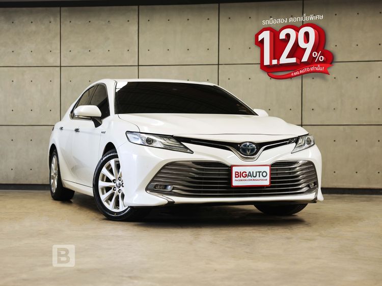 Toyota Camry 2021 2.5 Hybrid Premium Sedan ไฮบริด ไม่ติดแก๊ส เกียร์อัตโนมัติ ขาว