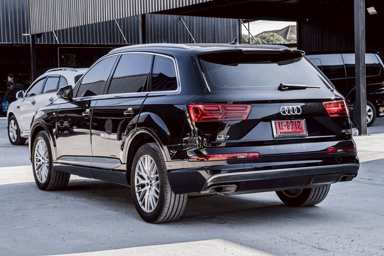 Audi Audi Q7  2018 3.0 TFSI Quattro S Line 4WD Utility-car ดีเซล ไม่ติดแก๊ส เกียร์อัตโนมัติ ดำ รูปที่ 4