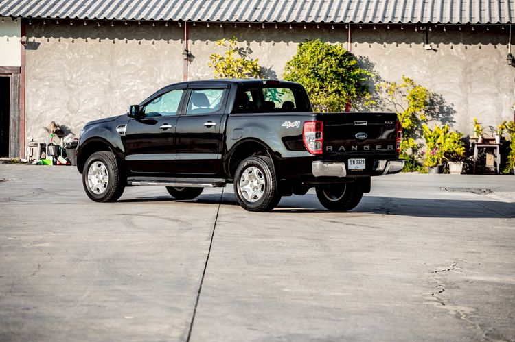 Ford Ranger 2017 2.2 XLT 4WD Pickup ดีเซล ไม่ติดแก๊ส เกียร์ธรรมดา ดำ รูปที่ 4