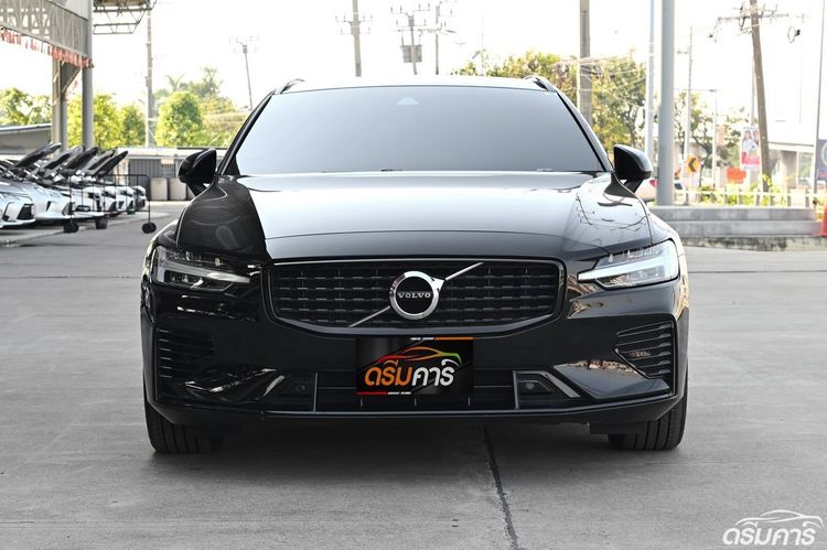 Volvo V60 2022 2.0 T8 Inscription 4WD Sedan ปลั๊กอินไฮบริด (PHEV) ไม่ติดแก๊ส เกียร์อัตโนมัติ ดำ รูปที่ 2