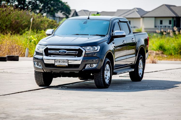 รถ Ford Ranger 2.2 XLT สี เทา