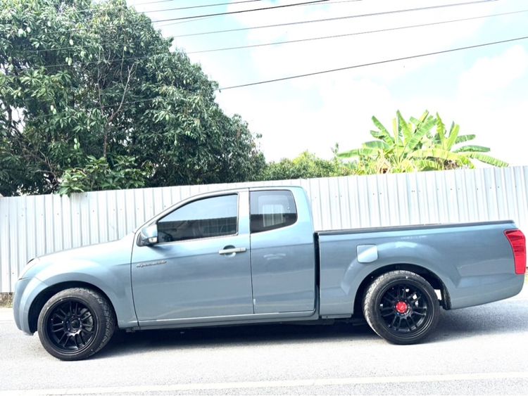 Isuzu D-MAX 2012 2.5 S Pickup ดีเซล ไม่ติดแก๊ส เกียร์ธรรมดา เทา รูปที่ 2