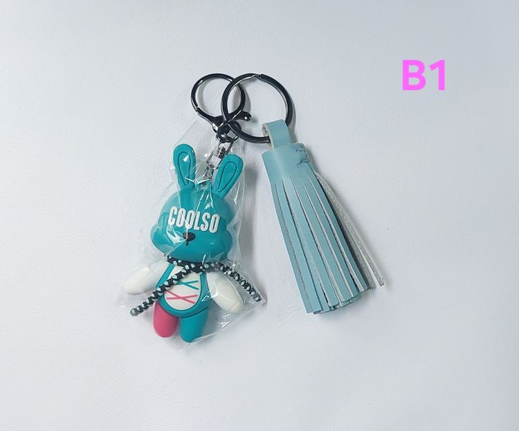 พวงกุญแจพู่ หนังวัวแท้ งาน handmade  รูปที่ 9