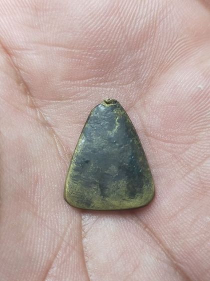 หลวงพ่อเงินจอบเล็ก รูปที่ 2