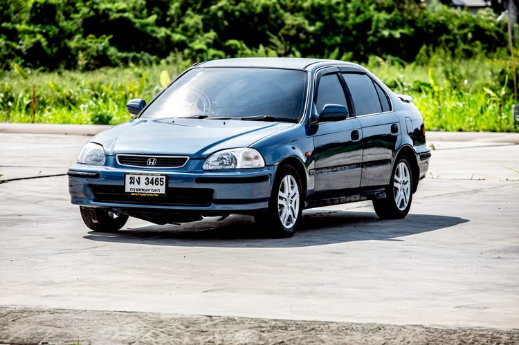 รถ Honda Civic 1.6 Type R สี น้ำเงิน