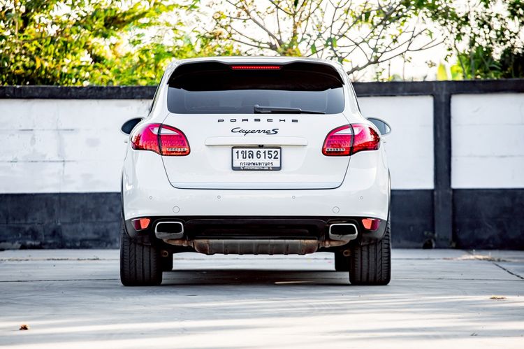 Porsche Cayenne 2010 3.0 S E-Hybrid Platinum Edition 4WD Sedan ไฮบริด เกียร์อัตโนมัติ ขาว รูปที่ 3