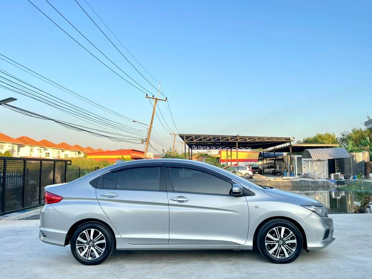 Honda City 2017 1.5 V i-VTEC Sedan เบนซิน ไม่ติดแก๊ส เกียร์อัตโนมัติ เทา รูปที่ 3