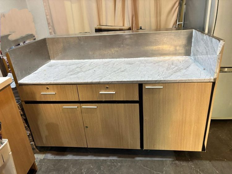 เคาน์เตอร์ตกแต่งบ้านหรือใช้สำหรับค้าขาย รูปที่ 2