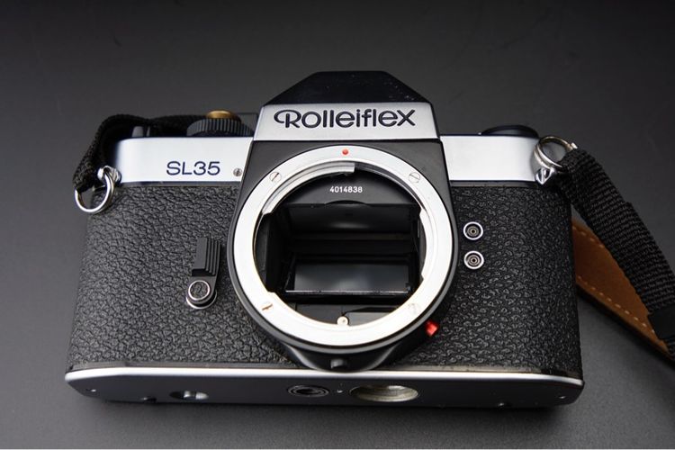 กล้องฟิล์ม Rolleiflex SL35 รูปที่ 2