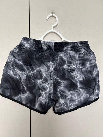 ชุดกีฬาวิ่ง adidas รูปที่ 2