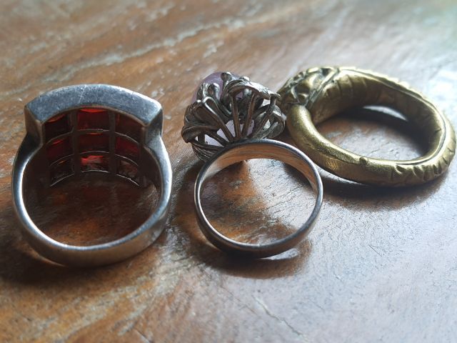 แหวน 3 วง นาคบ่วงบาศทองเหลือง โป่งข่าม พลอยแดง รูปที่ 2