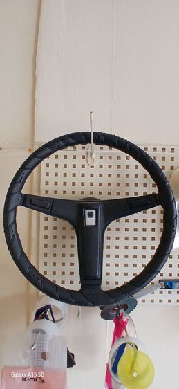 พวงมาลัยรถ คลาสสิก