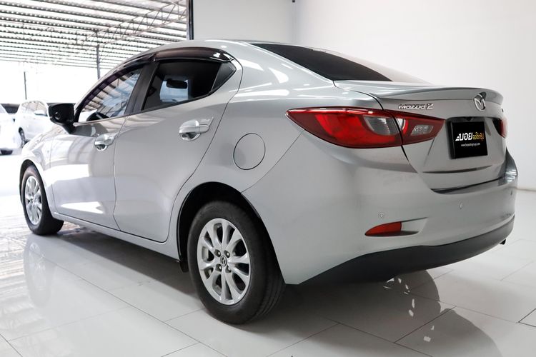 Mazda Mazda 2 2018 1.3 High Sedan เบนซิน ไม่ติดแก๊ส เกียร์อัตโนมัติ บรอนซ์เงิน รูปที่ 4