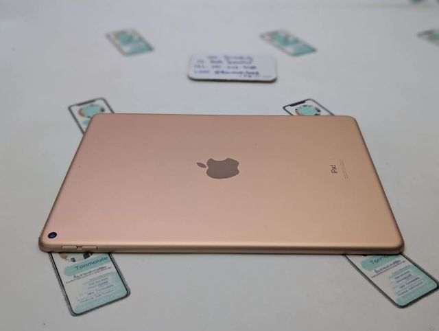 ขาย เทิร์น iPad Air 3 256 GB Wifi ศูนย์ไทย Model N ZP มีตัวเครื่องอย่างเดียว ไม่มีอุปกรณ์อื่น ใช้งานปกติ เพียง 3,590 บาท ครับ รูปที่ 2