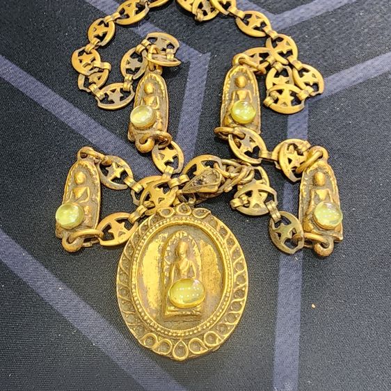 สร้อยคอพระรอด (ห้าองค์) หลังพระพุทธชินราช เนื้อชินทอง กรุลําพูน ส่งฟรีทั่วประเทศ รูปที่ 3