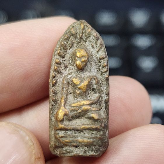 พระรอดเนื้อดิน กรุลำพูน รูปที่ 2