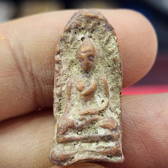 พระรอดเนื้อดิน กรุลำพูน รูปที่ 6