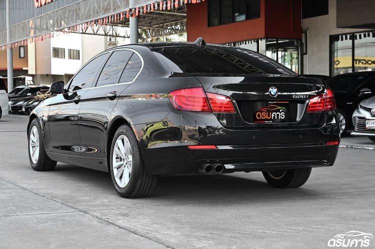 BMW Series 5 2013 520i Sedan เบนซิน ไม่ติดแก๊ส เกียร์อัตโนมัติ ดำ รูปที่ 3