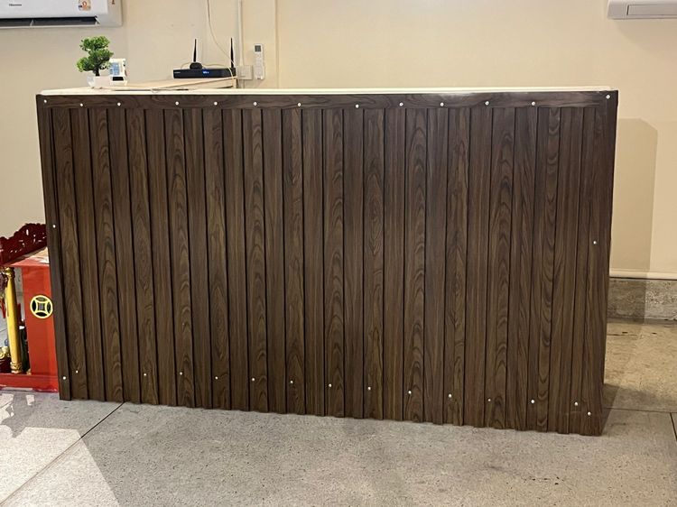 เคาน์เตอร์บาร์ เคาน์เตอร์ร้านสปา ร้านนวด เคาท์เตอร์ขายของ ร้านอาหาร เมทัลชีท สีน้ำตาล  ขนาดใหญ่ พร้อมใช้งาน  ประกอบแล้ว โครงเหล็ก พร้อมใช้งา รูปที่ 3