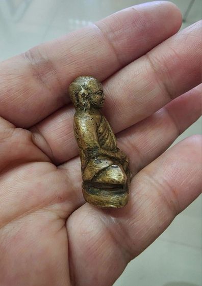 หลวงพ่อเงินวัดบางคลาน พิมพ์วัดท่ามะไฟ (องค์ที่ 1) รูปที่ 3