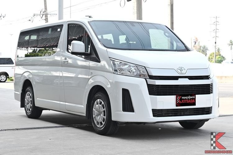 รถ Toyota Hiace 2.8 GL สี ขาว