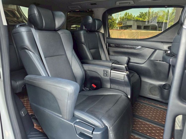 Toyota Alphard 2020 2.5 S C-Package Van เบนซิน ไม่ติดแก๊ส เกียร์อัตโนมัติ ขาว รูปที่ 4