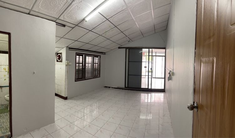 ไม่ใช่ อาคารพาณิชย์ให้เช่า รูปที่ 4