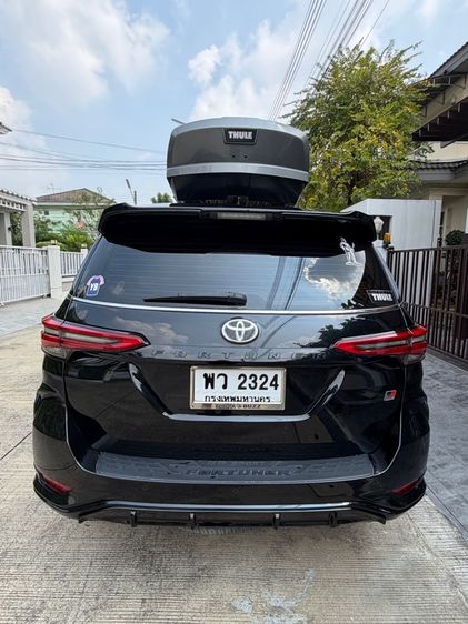 Toyota Fortuner 2023 2.8 GR Sport 4WD Utility-car ดีเซล ไม่ติดแก๊ส เกียร์อัตโนมัติ ดำ รูปที่ 2