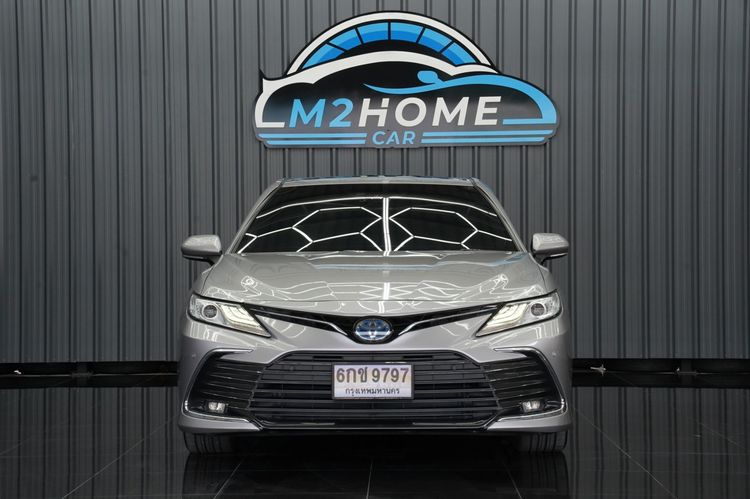 Toyota Camry 2022 2.5 HEV Premium Sedan ไฮบริด เกียร์อัตโนมัติ เทา รูปที่ 2